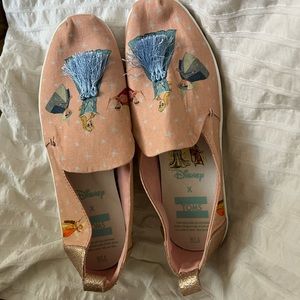 TOMS x Disney Cinderella NWOT